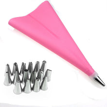 Load image into Gallery viewer, 18 stks/set Siliconen Spuitzak Nozzles DIY Icing Piping Cream Herbruikbare Pastry Tassen + 16 Nozzle Set Cake Decorating Gereedschap
