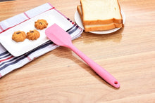 Load image into Gallery viewer, Een stuk siliconen schraper cake bakken Tool food grade Non Stick boter koken siliconen spatel rubber schop bakkerij gereedschap