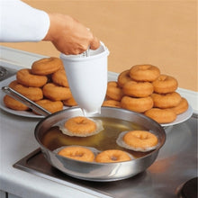 Load image into Gallery viewer, Plastic Donut Maker Machine Mold DIY Tool Keuken Gebak Bakken Ware Keuken Accessoires Wit Praktische Moule Donut