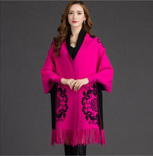 Load image into Gallery viewer, Plus size Gratis verzending 2018 herfst en winter mode nieuwe vrouwen geruite streep dubbelzijdige wol omzoomde sjaal lange vest