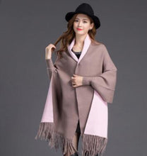 Load image into Gallery viewer, Plus size Gratis verzending 2018 herfst en winter mode nieuwe vrouwen geruite streep dubbelzijdige wol omzoomde sjaal lange vest
