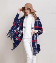 Load image into Gallery viewer, Plus size Gratis verzending 2018 herfst en winter mode nieuwe vrouwen geruite streep dubbelzijdige wol omzoomde sjaal lange vest