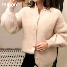 Load image into Gallery viewer, RUGOD Nieuwe Koreaanse Elegante Nertsen Kasjmier Vest Vrouwen 2018 Mode Parel Knop Lantaarn Mouw Trui Vest Warm Jumpers