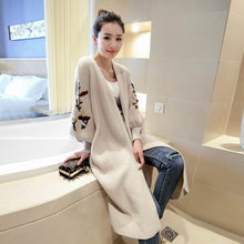 Load image into Gallery viewer, Floral Long Cardigan 2018 Autumn Winter Fashion Long Womens Knitted Female Sweater Large Coat High Quality Cardigan Sweater